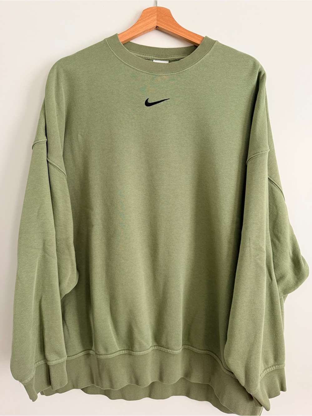 Nike Women's Studio Fleece Medium Weight Oversized Sweatshirt